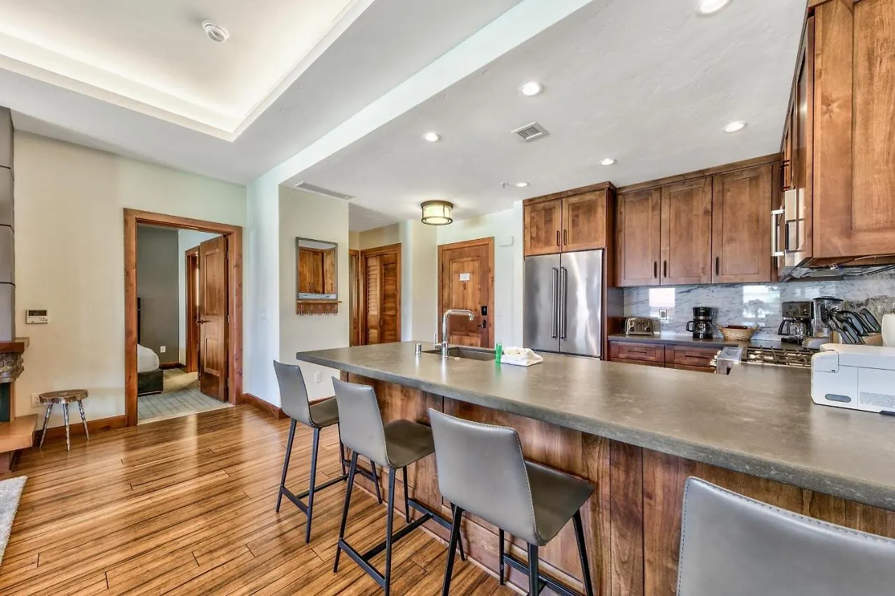 Luxury 2Br Residence Steps From Heavenly Village & Gondola Condo South Lake Tahoe 0*,  USA